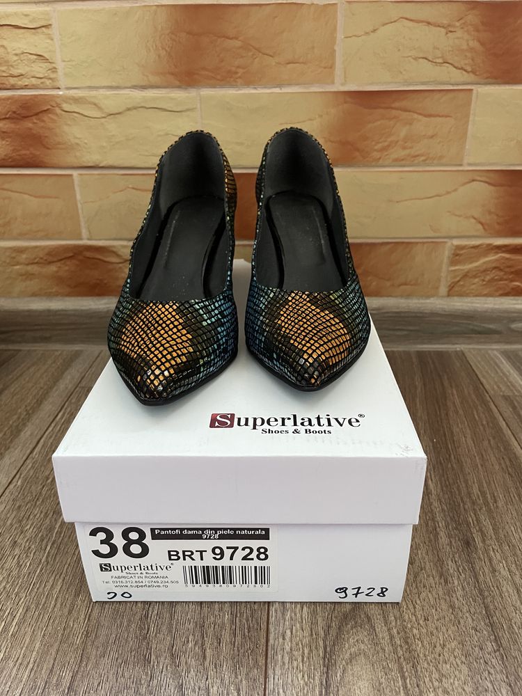 Pantofi cu toc din piele Superlative