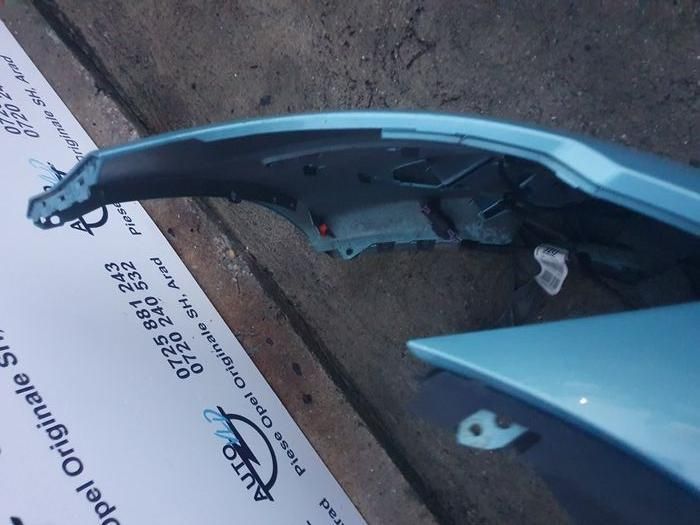 Bara fata spoiler cu gauri pentru senzori de parcare Opel Meriva B