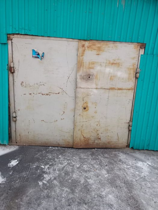 Продам ворота размер длина 1.90 ширина 2.20