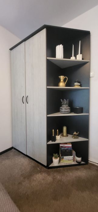 Vând mobilier dormitor