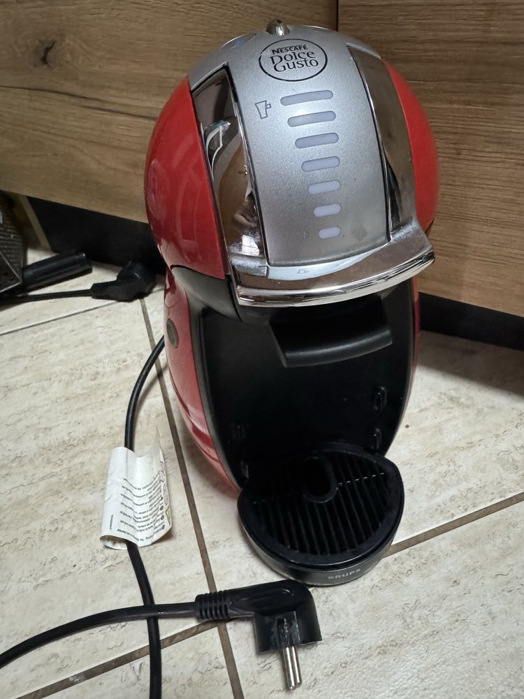 Кафемашина Dolce Gusto на капсули
