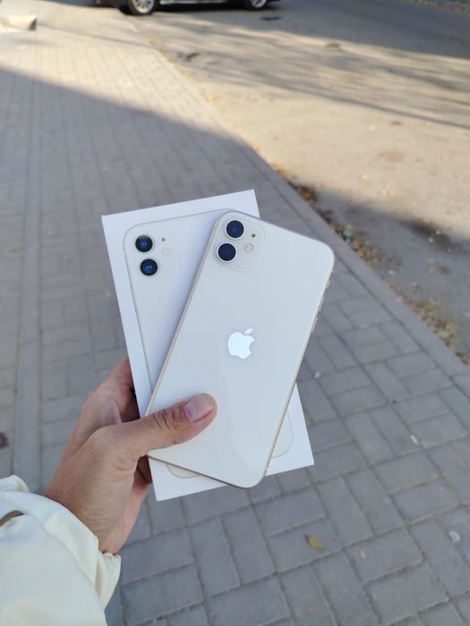 Айфон 11/128 телефон