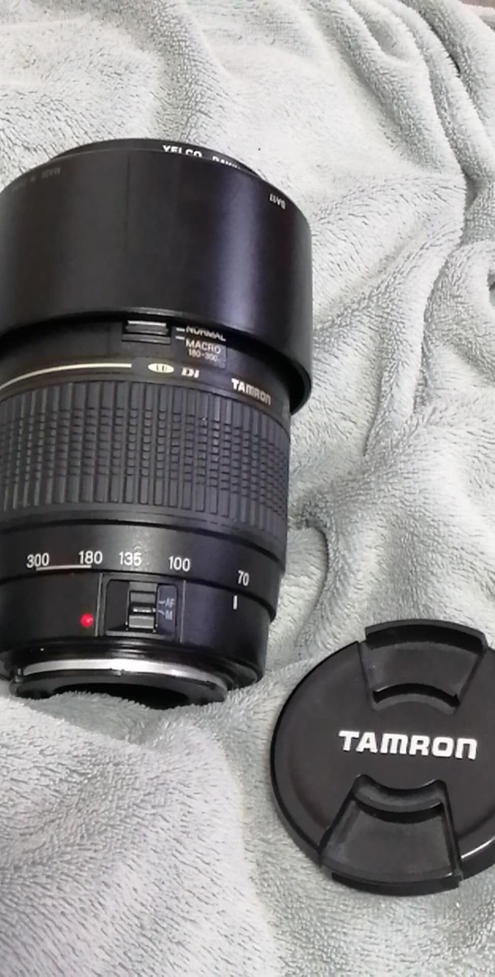 TAMRON 70-300mm F/4-5.6 Di Tele-Macro (1:2) за  Canon