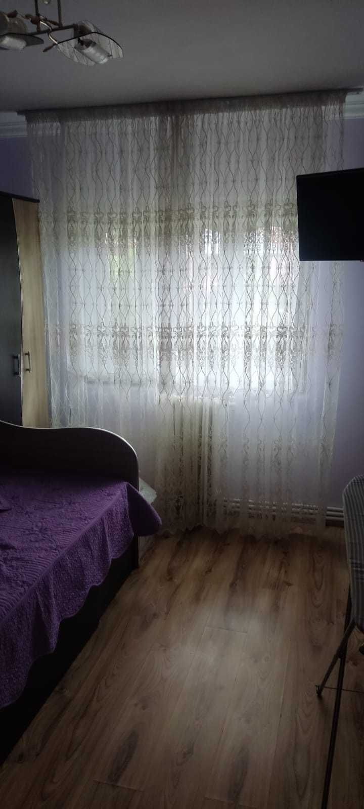 Vand Apartament 3 camere