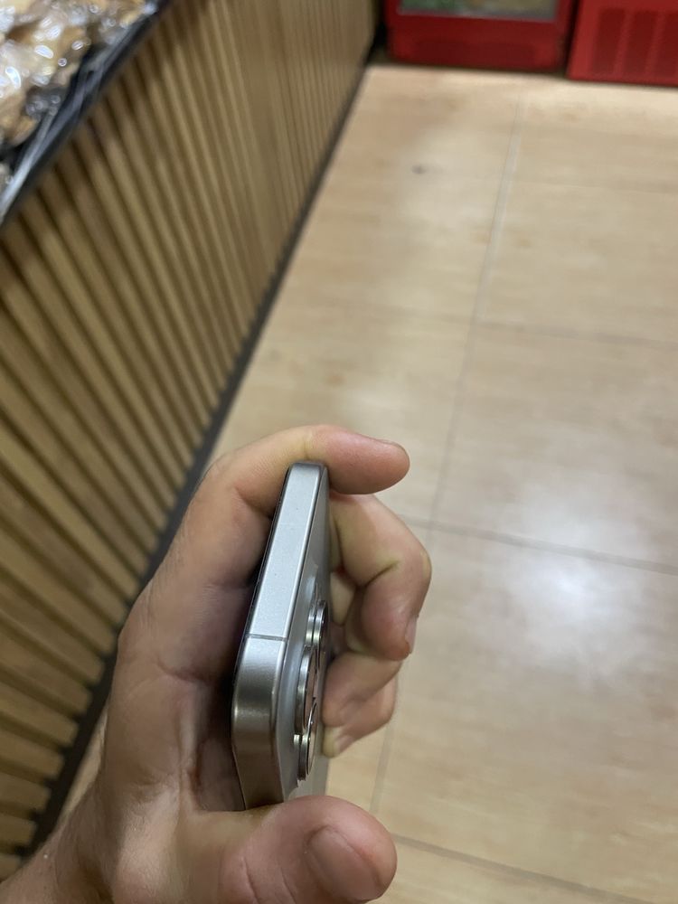 Iphone 15 pro 128 gb