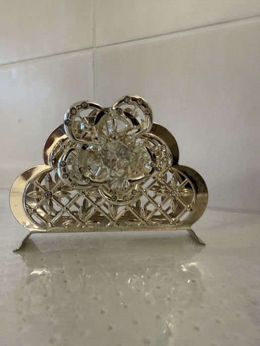 Продаи мельхиоровые салфетницы