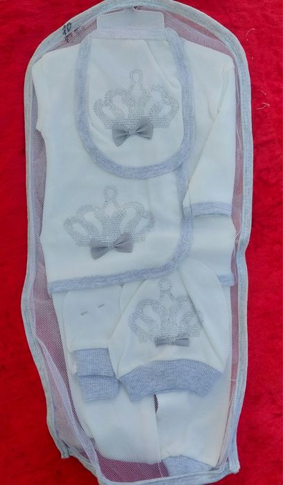 Chaqaloqlar uchun komplekt