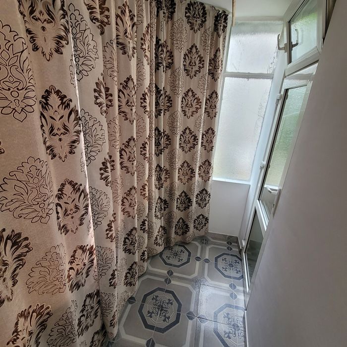 Închiriez Garsoniera