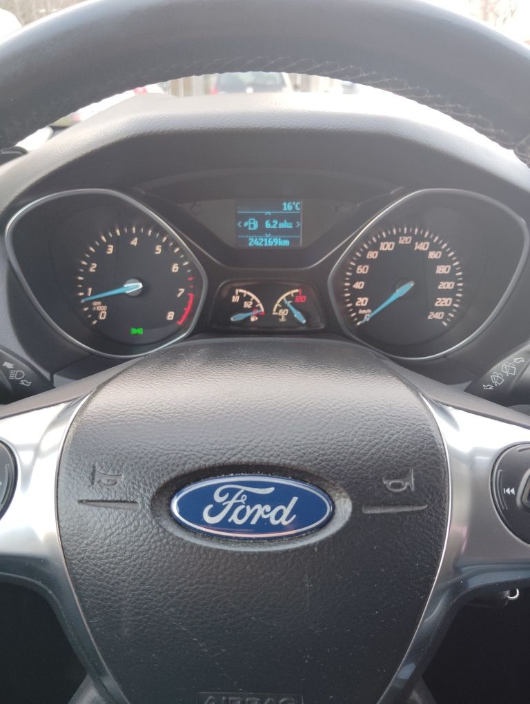 Ford Focus 1 litru ecoboost 125 cai 2013