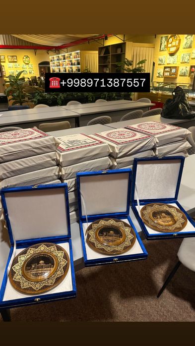 Qo‘l mehnati lagan — Yongoq daraxtidan / Premium sovg‘alik