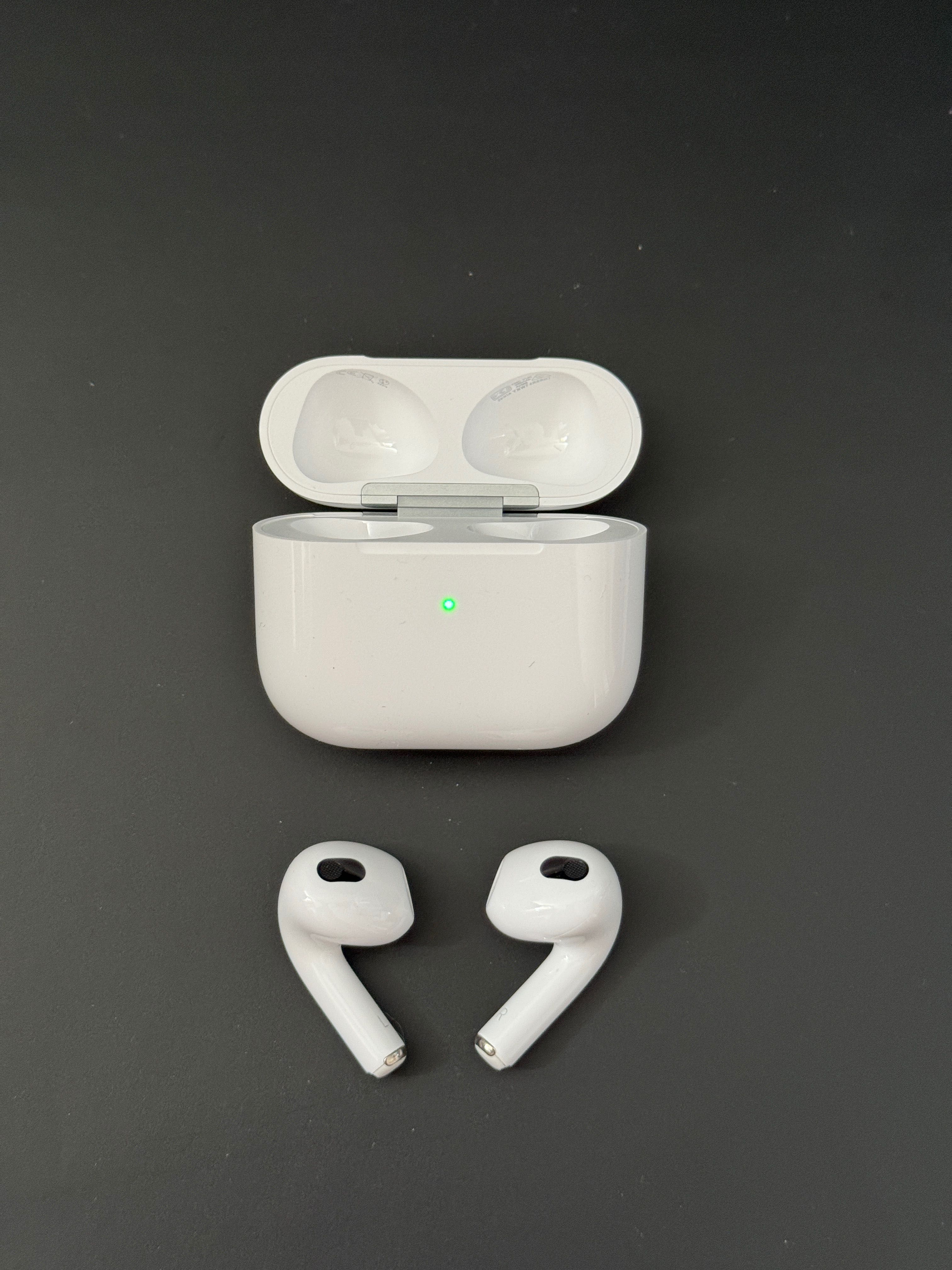 Apple AirPods 3  / Висок клас Безжични слушашки