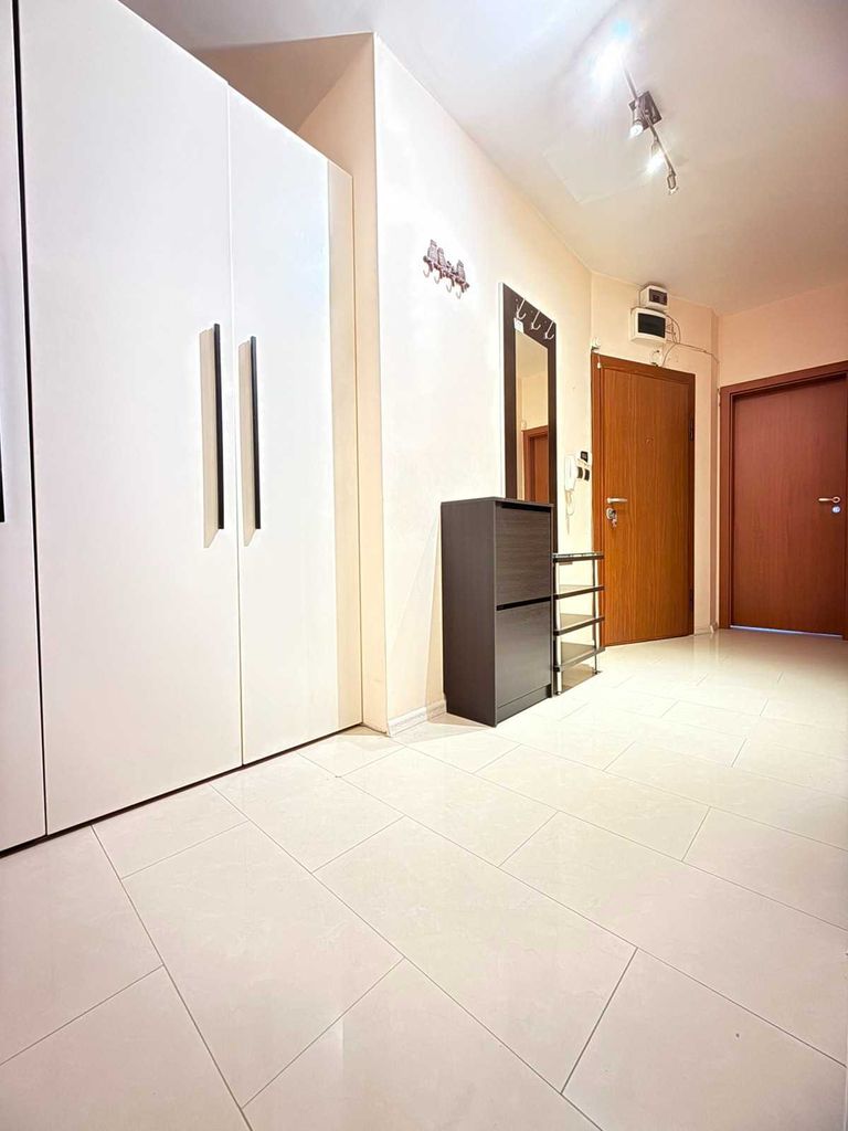 Дава се под наем Двустаен апартамент в София, Център - 75 кв.м за 627.3 € - Снимка #9