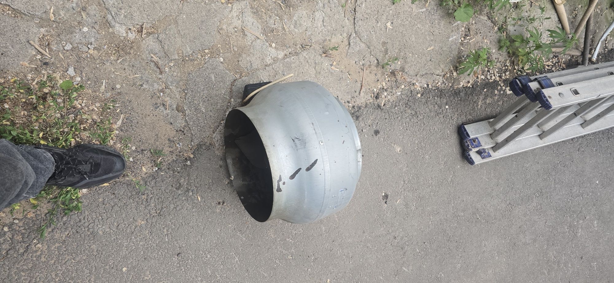 Продам мотор для вытяжки