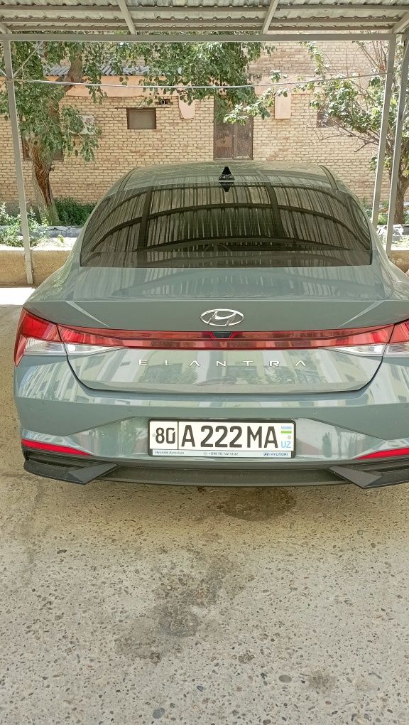 Hyundai Elantra.