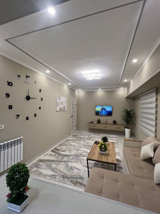 Чиланзар 7 квартал 1 ком квартира Балкон 2×6 Новый Евро ремонт