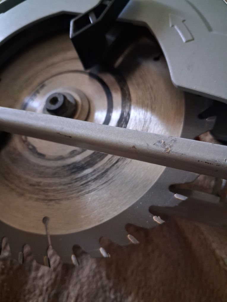 Bosch ръчен циркуляр като НОВ