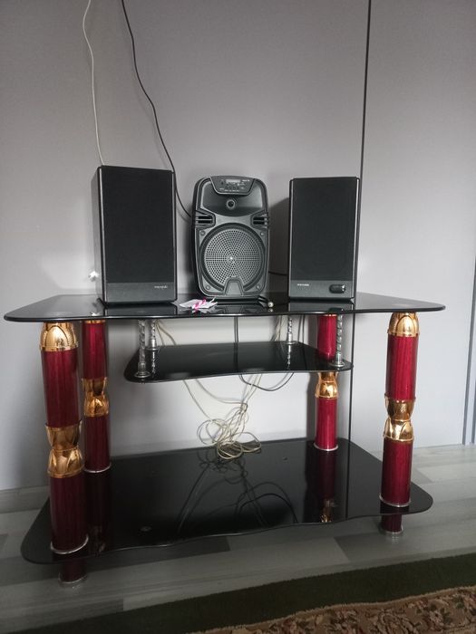 Подставка для телевизора