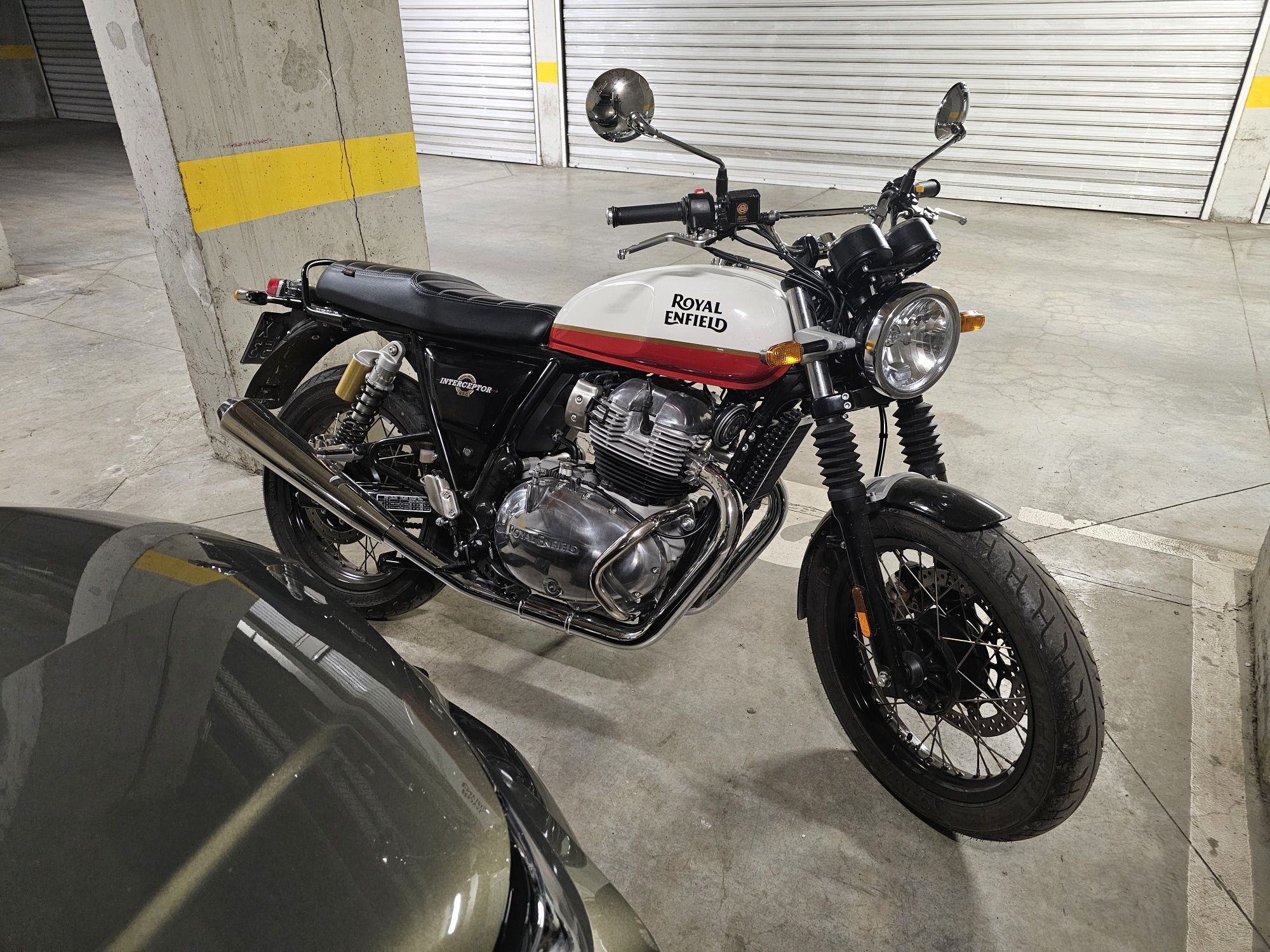 Royal Enfield interceptor 650 Baker Express
