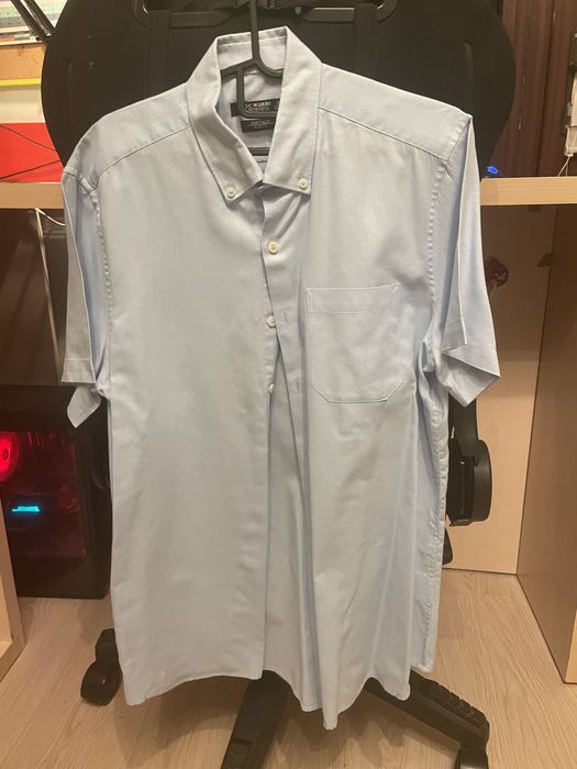 Vand camasi albastre