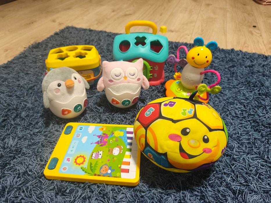Lot jucării interactive