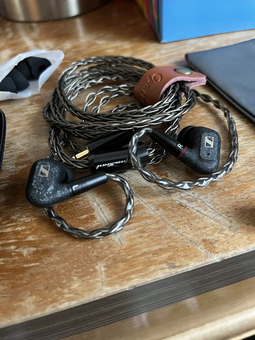 Casti Sennheiser IE300