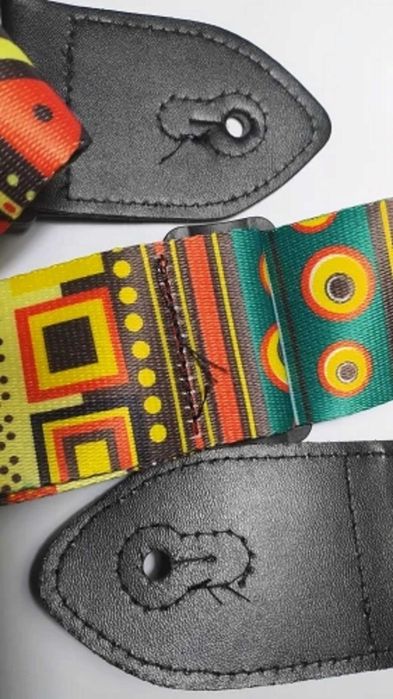 Curea/ cordelina retro pentru chitara