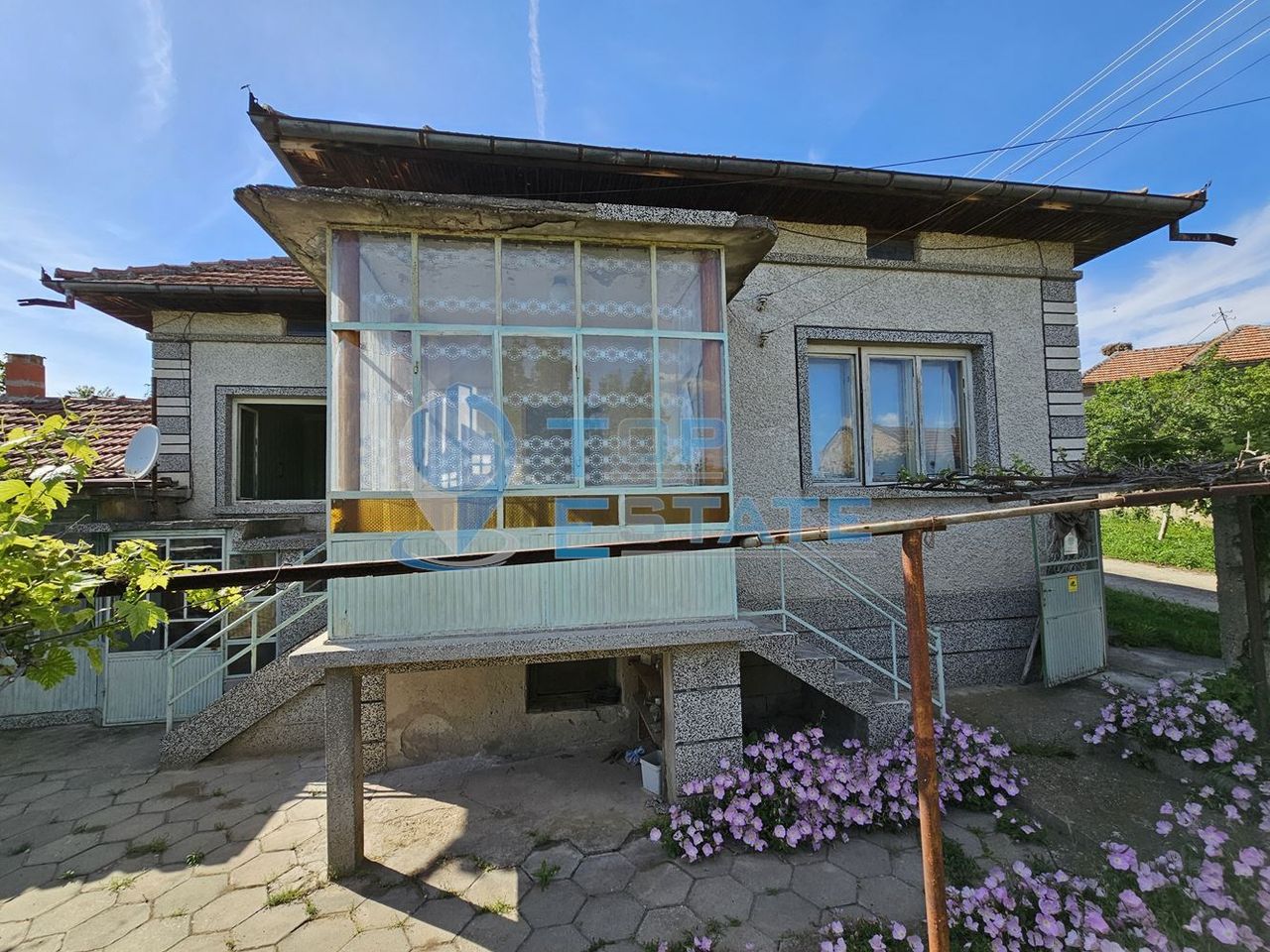 Продава се Къща в с. Джулюница, Област Русе - 150 кв.м за 120 €/кв.м - Снимка #1