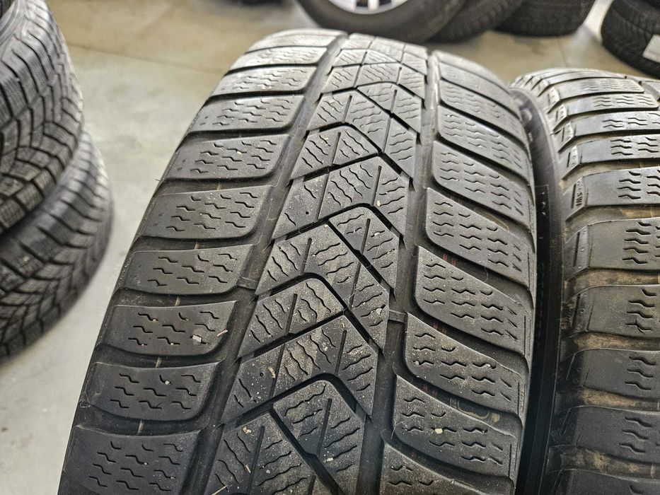 4 Anvelope de IARNA 205.50.17 'Pirelli' [dot 2020]; stare buna