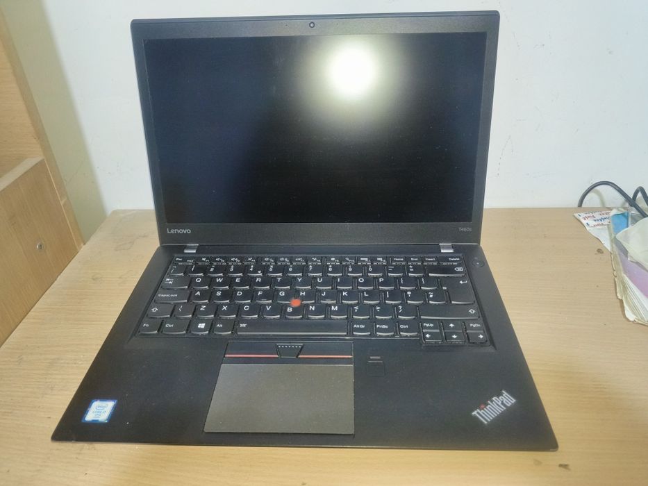 LENOVO ThinkPad T460S
Windows: 11
 Protsessor: Intel Core i7-6600U
Ope