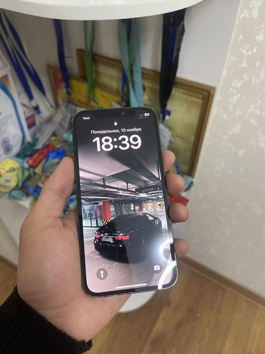 iPhone 12 pro в хорошем состоянии
