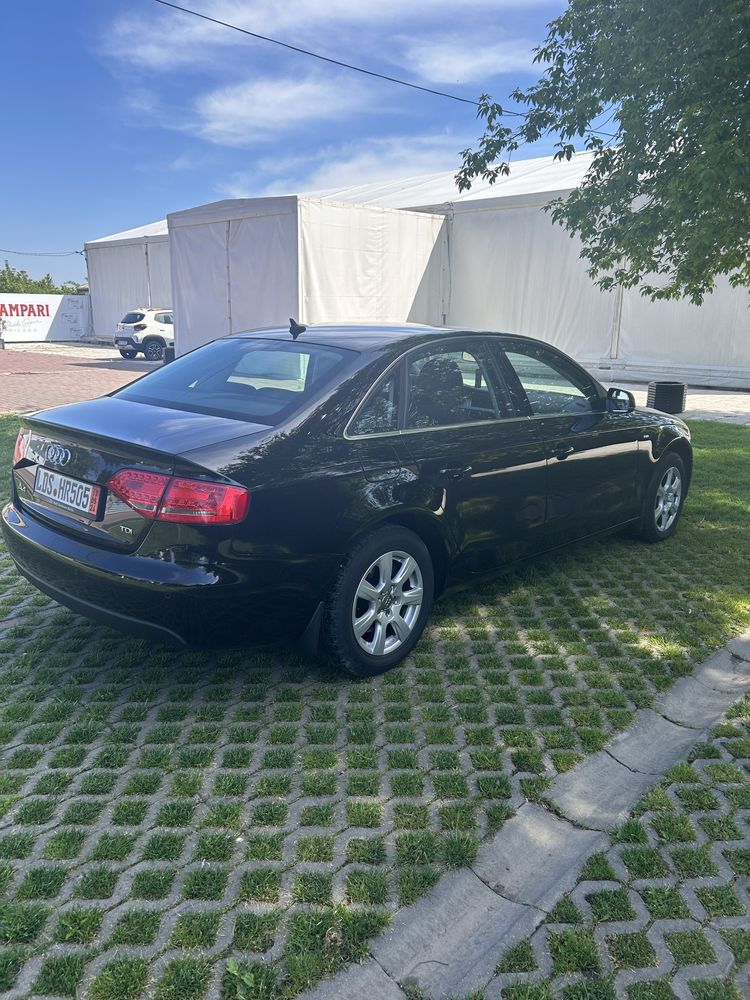 Audi A4 Limuzina 2011