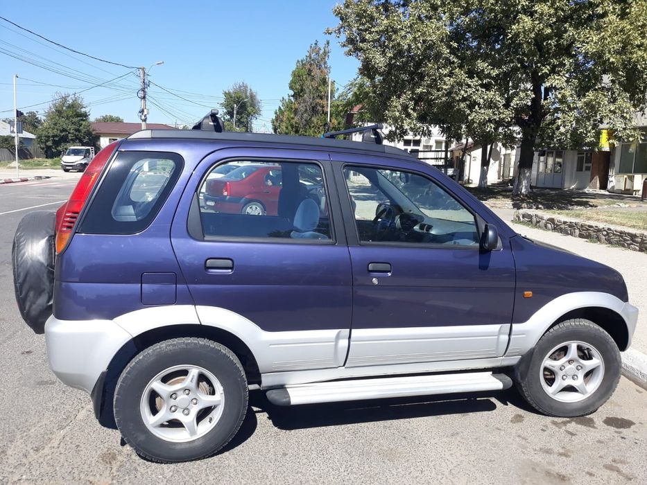 Vând Daihatsu Terios, 4x4, benzina, 1300 cm