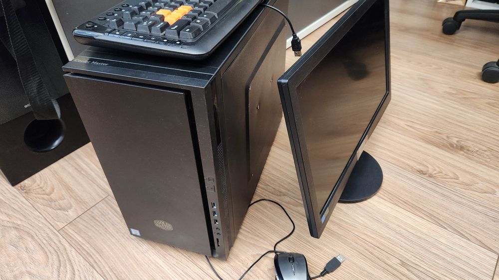 Pc desktop complet gaming server Intel cooler master Nvidia GeForce