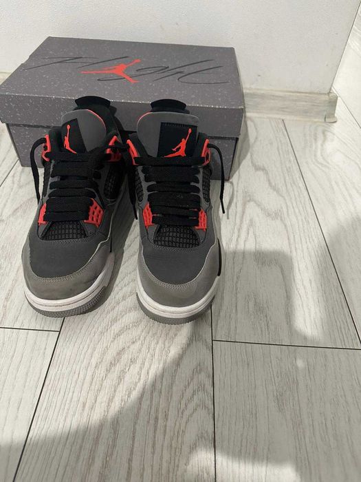 Jordan 4 retro infrared mărimea 41