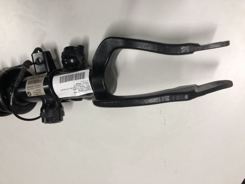 Vand Amortizor telescop stanga BMW F12 F13 F06 dynamic drive