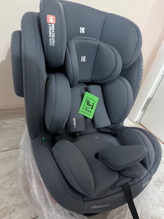 Чисто нов стол за кола