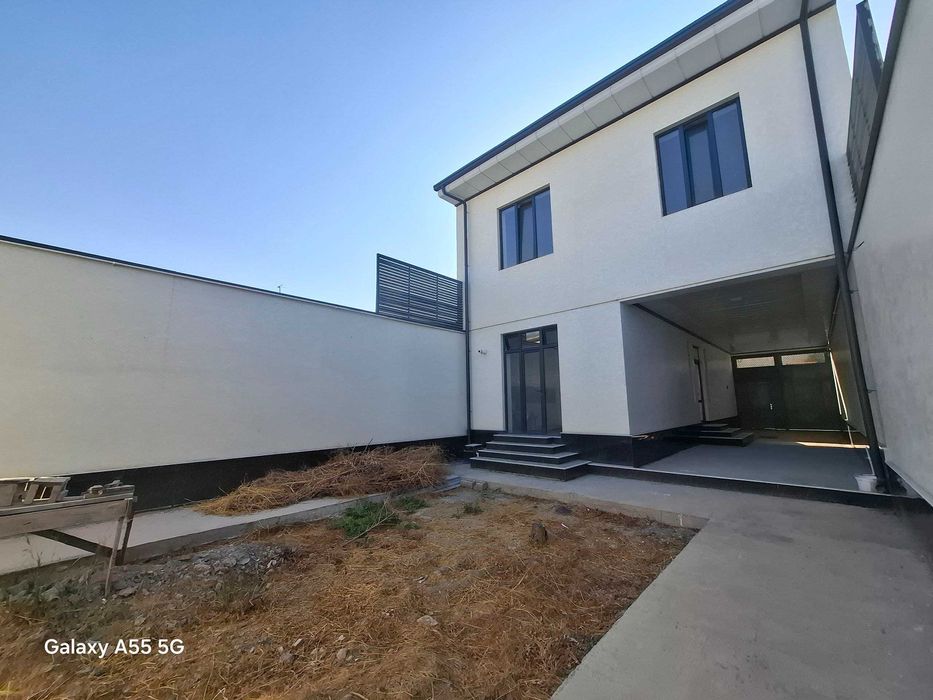 Продаётся дом в Яшнабадском районе ( Олмос).