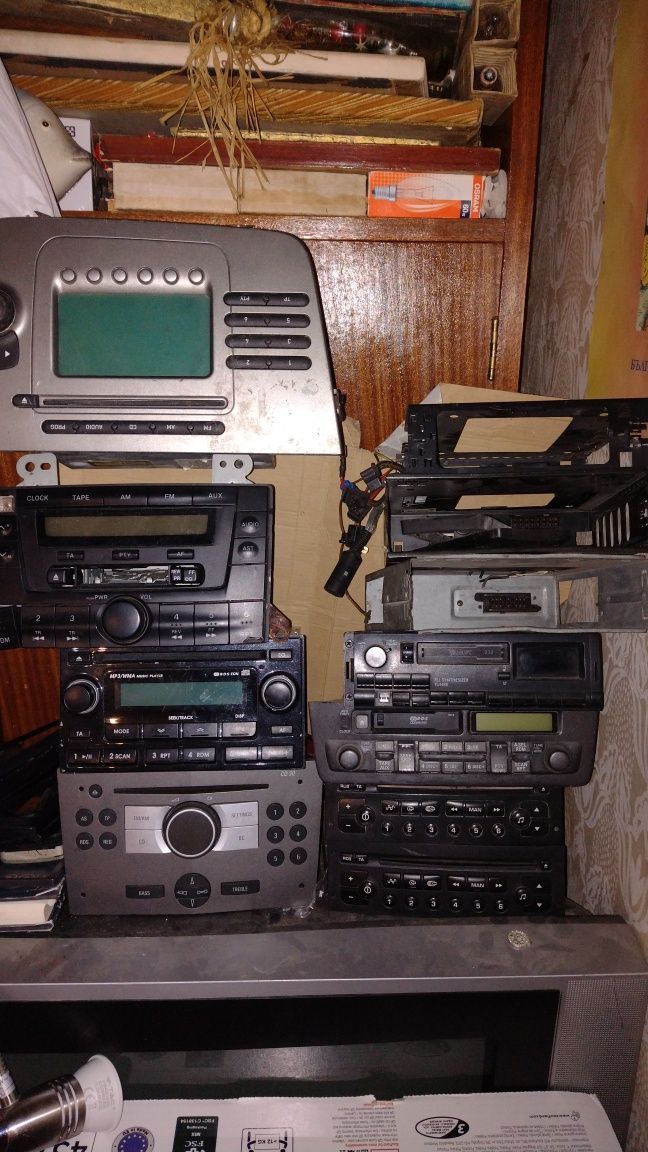 Авторадио касетофон, Blaupunkt soni,grundug,philips,ford ,volvo, tiat