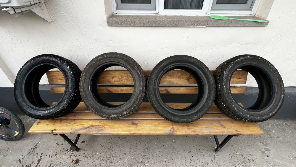 Зимний (шипованный) резина комплект R15