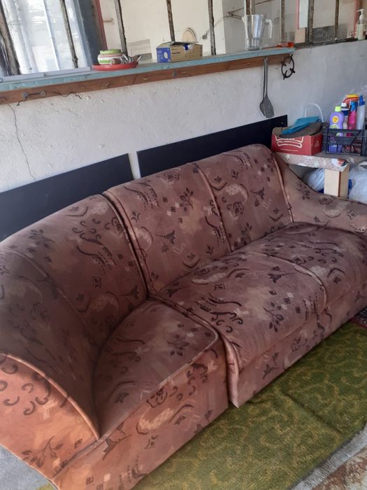 Coltar canapea in stare buna