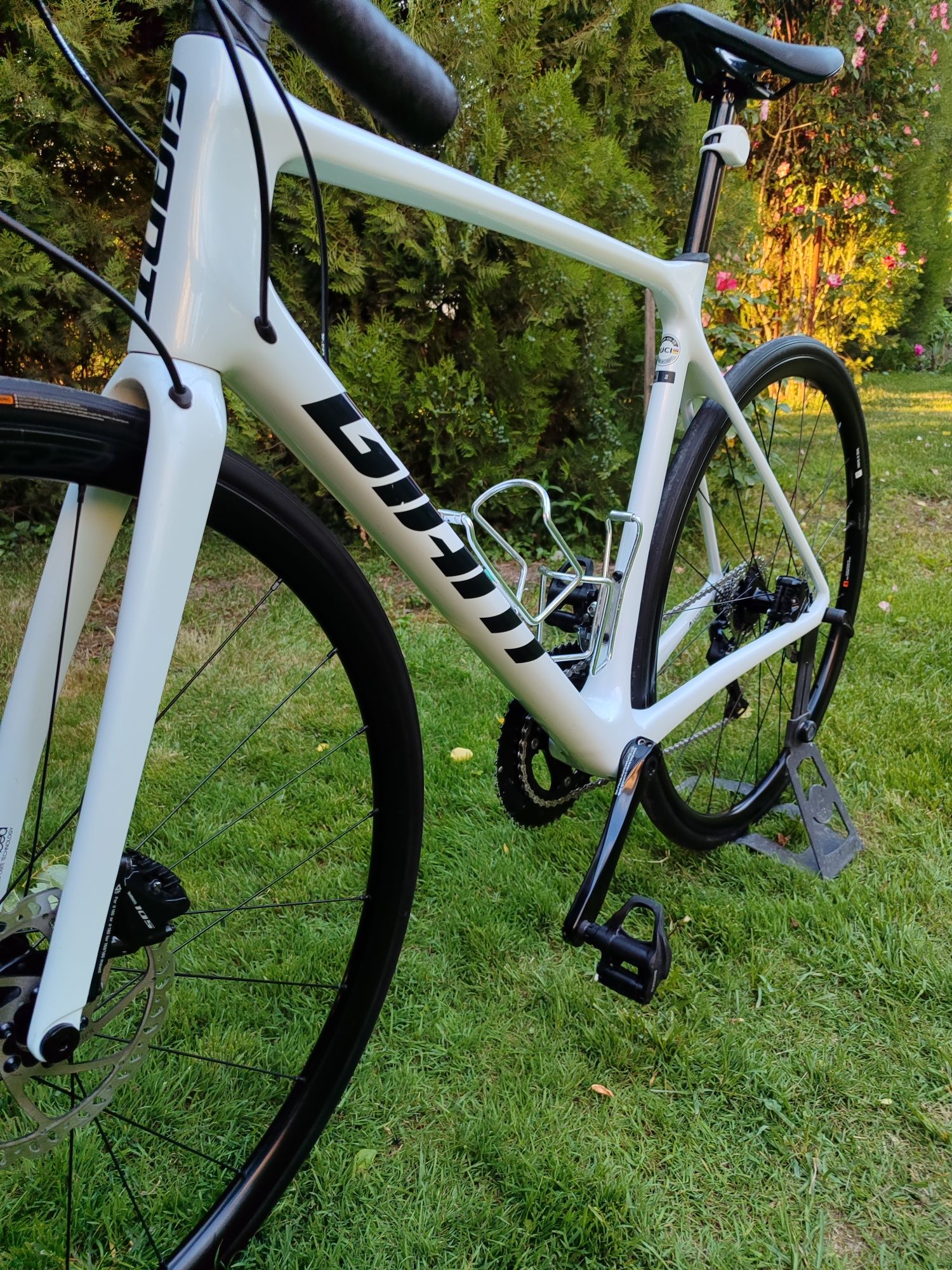 Giant TCR Carbon 28 цола сет 2×11 105