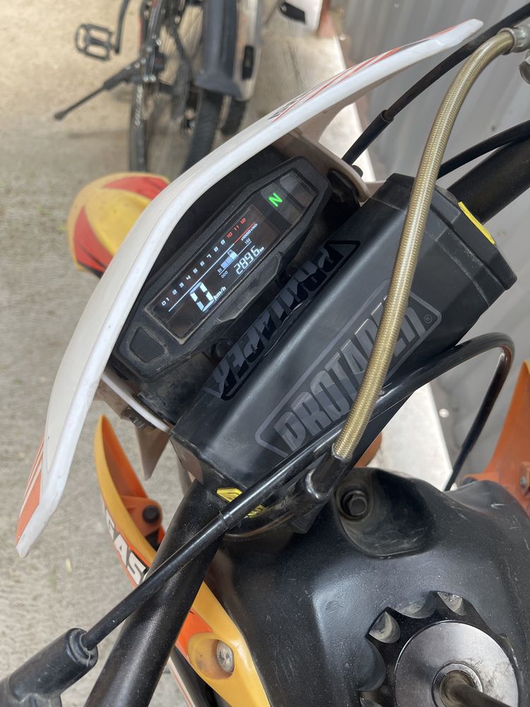 Продам питбайк 150