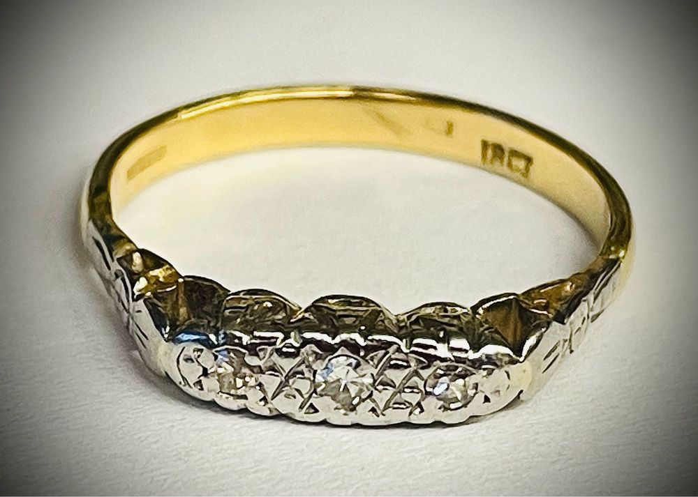 Inel aur 18 karate si diamante naturale handmade