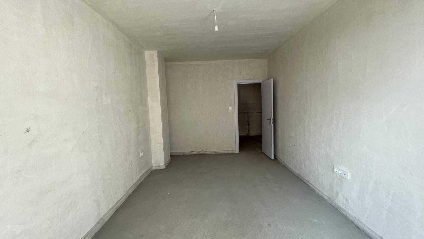 Тристаен апартамент с подземно паркомясто включено в цената Луксор 3