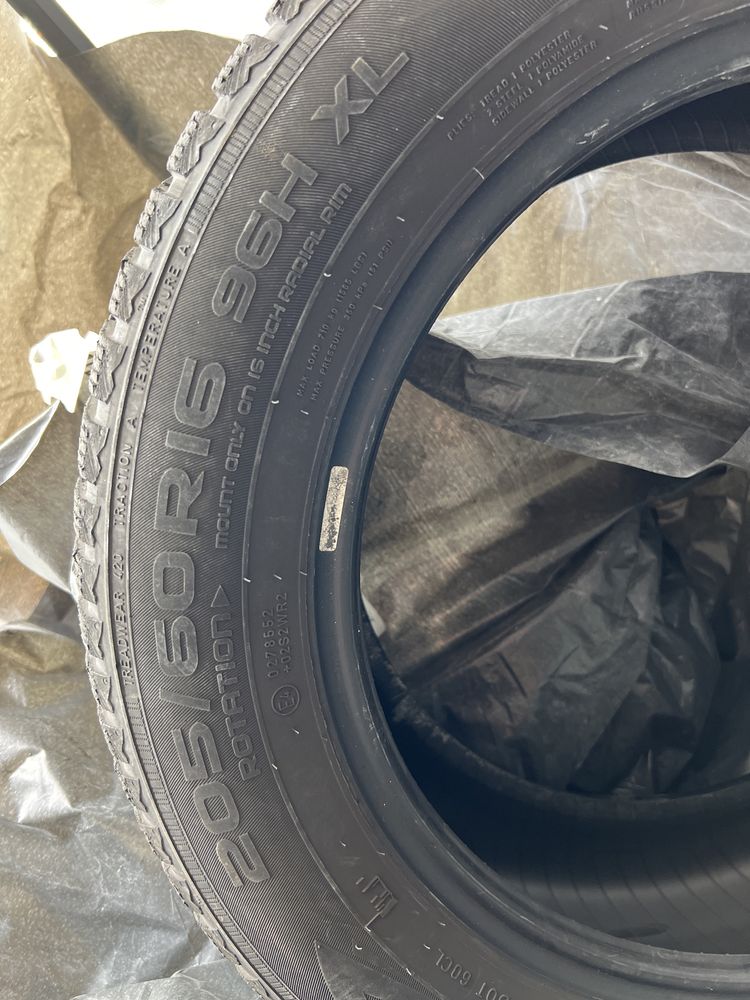 Vand cauciuc de iarna 205/60R16