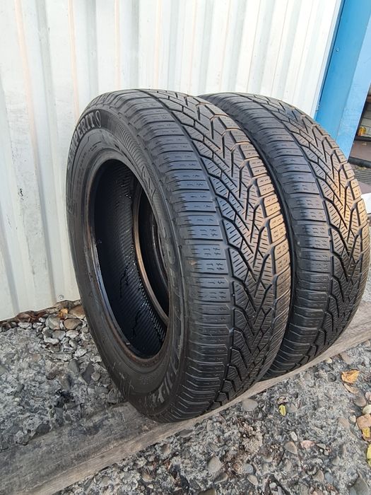 2 Anvelope de iarna*185/65R15*Semperit*LICHIDARE STOC*75 Lei Buc*