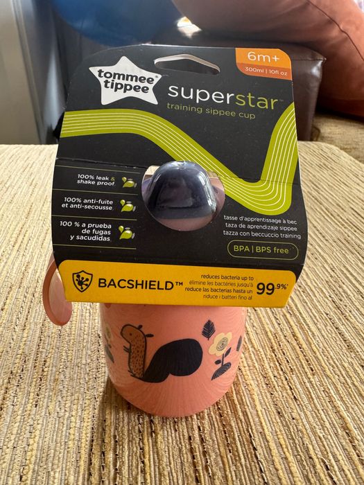 Tommee Tippee SUPERSTAR не разливаща се чаша с мек накрайник 300мл 6м+