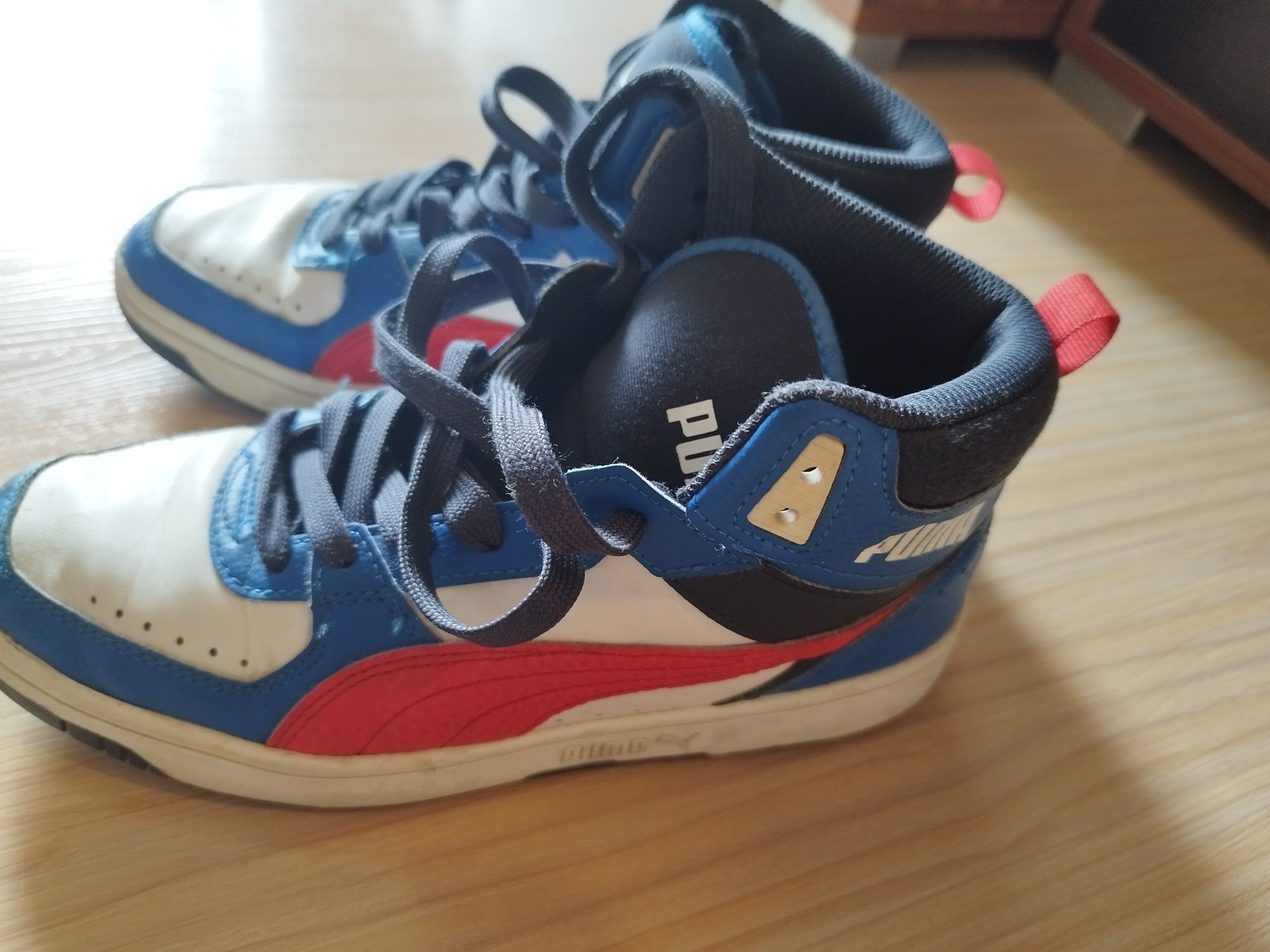 Кецове на Puma 38