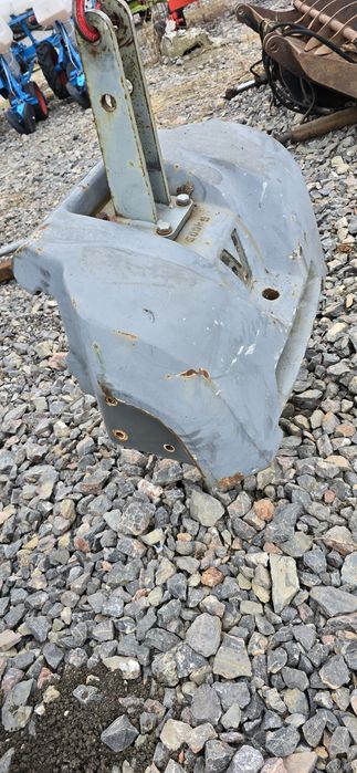 Greutate frontala tractor valtra john deere claas case  600 kg