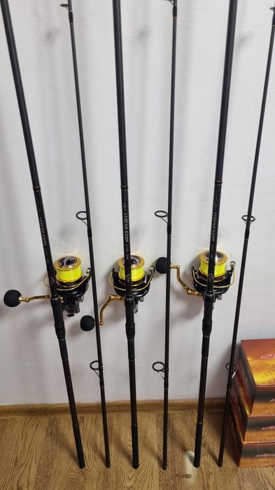 Set 3 Lansete FL LEGEND CARP 3.90 3.75 Lbs + 3 Mulinete AQUASITE 10000